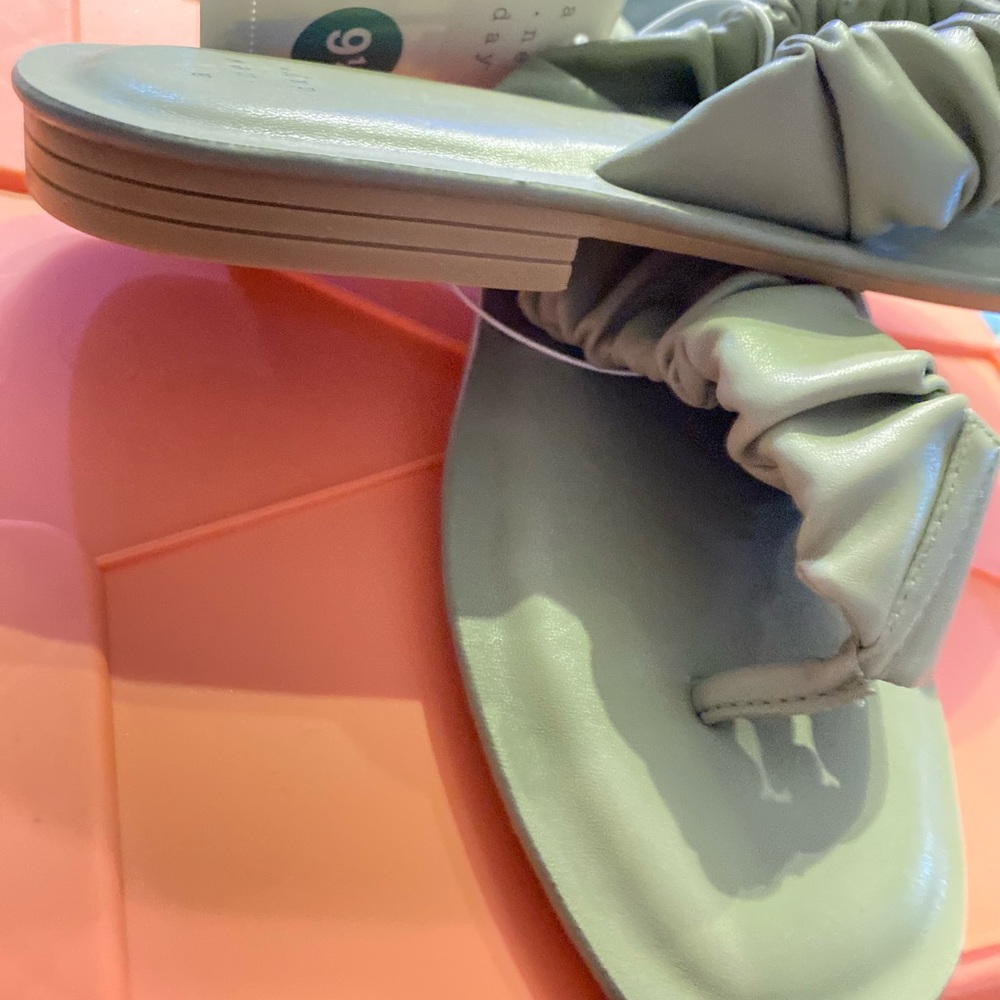 NWT A New Day Sandals | Color: Olive Green Size: 8 - Picture 9 of 9